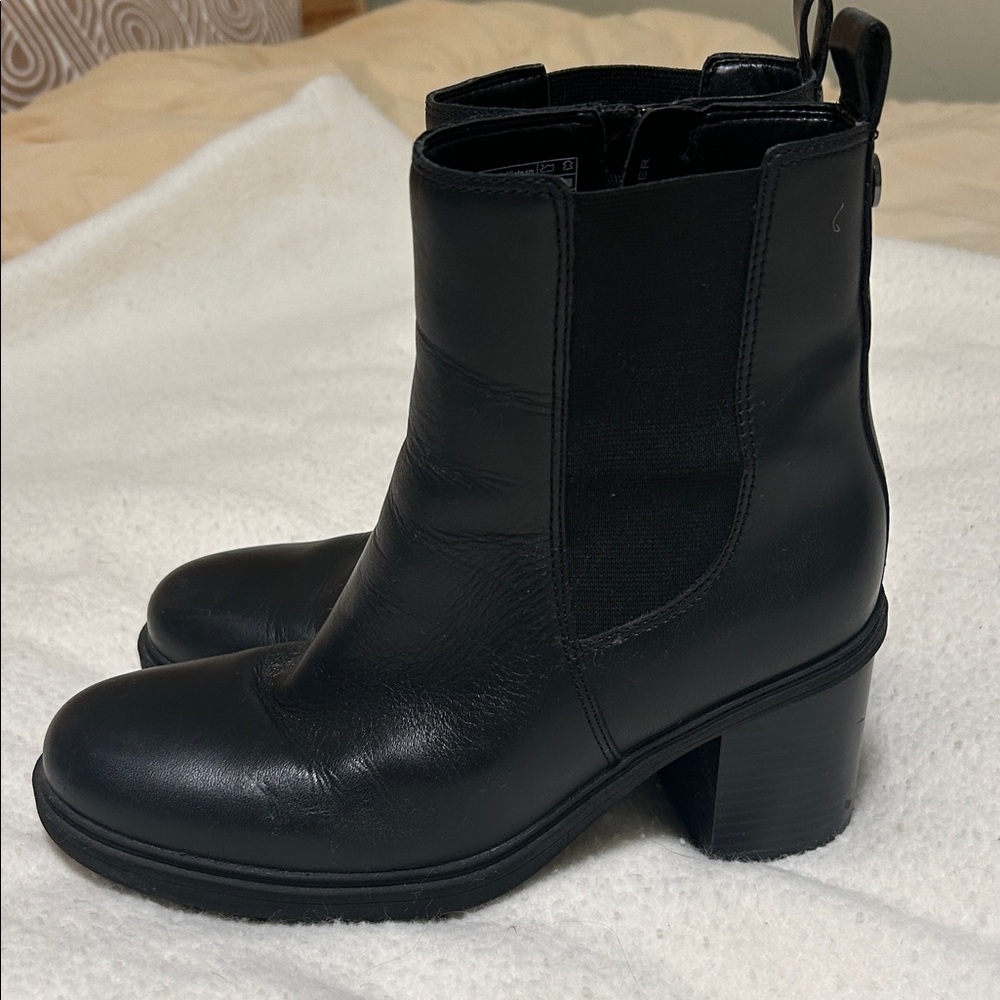 Vionic Black Heeled Boots